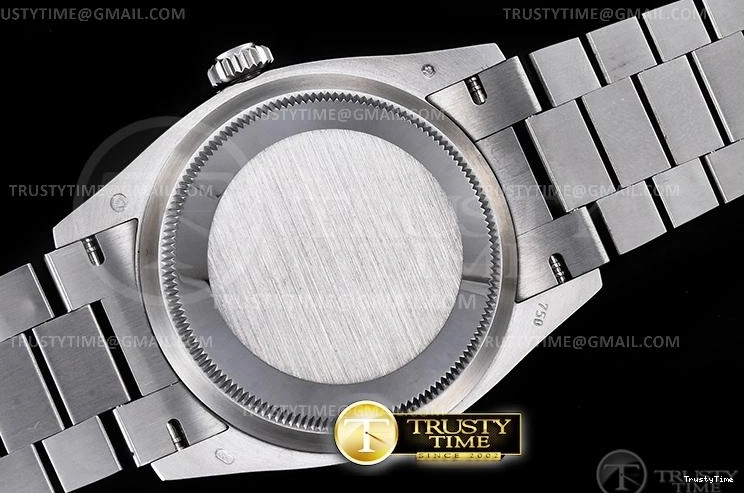 0423 Original RDD0224A – DayDate 36mm 743